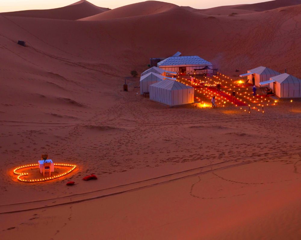 luxury camp in merzouga dunes